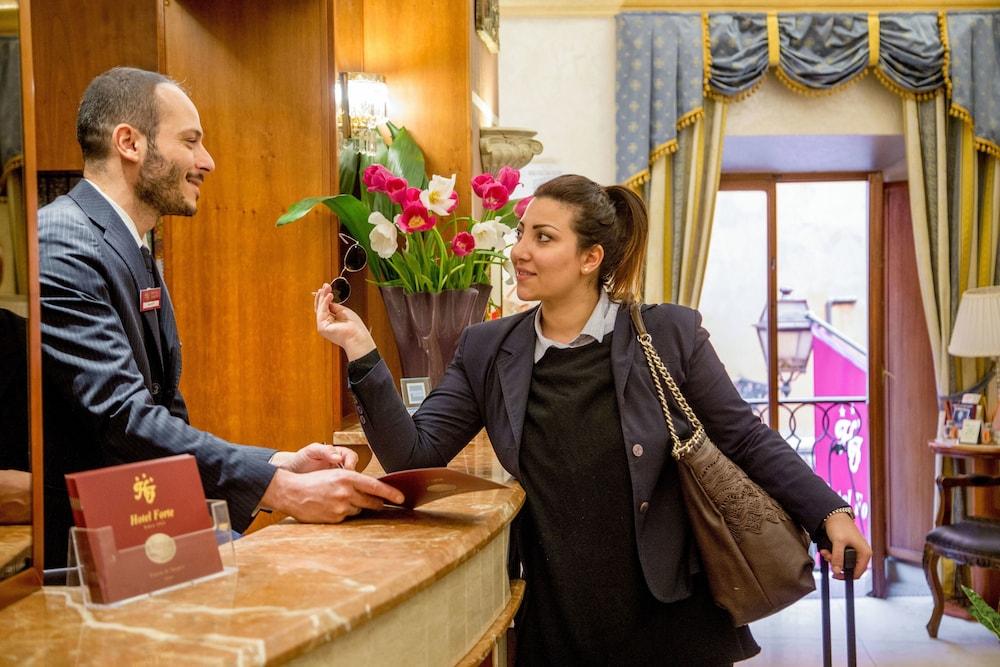Hotel Forte Roma Eksteriør bilde